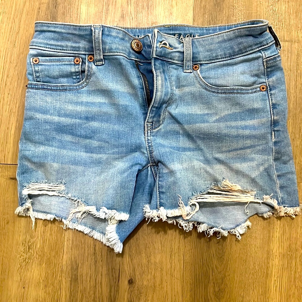 American Eagle Size 2 Shorts